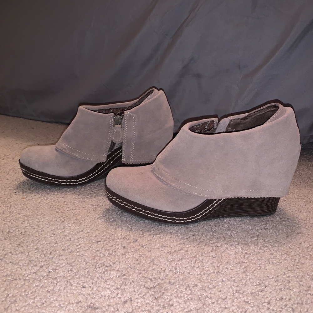 Dr. Scholl’s Wedge Platform Booties